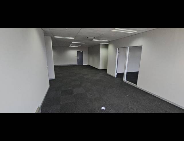 INDUSTRIAL PROPERTY TO RENT IN POMONA